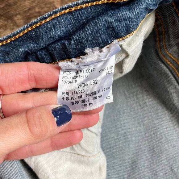 Levi’s 541 Athletic Taper Fit Medium Wash Denim Jeans Men Size 36x32 - Picture 7 of 13